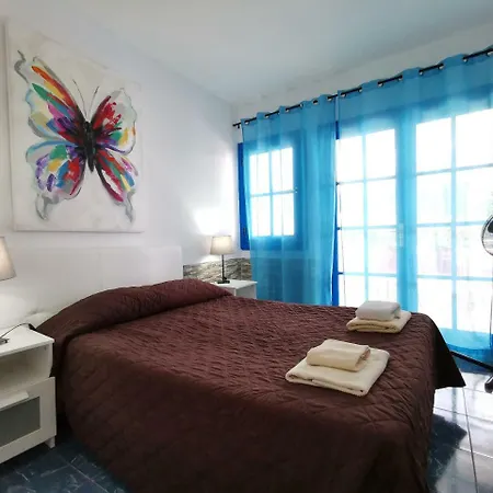 Los Brezos Apartment *
